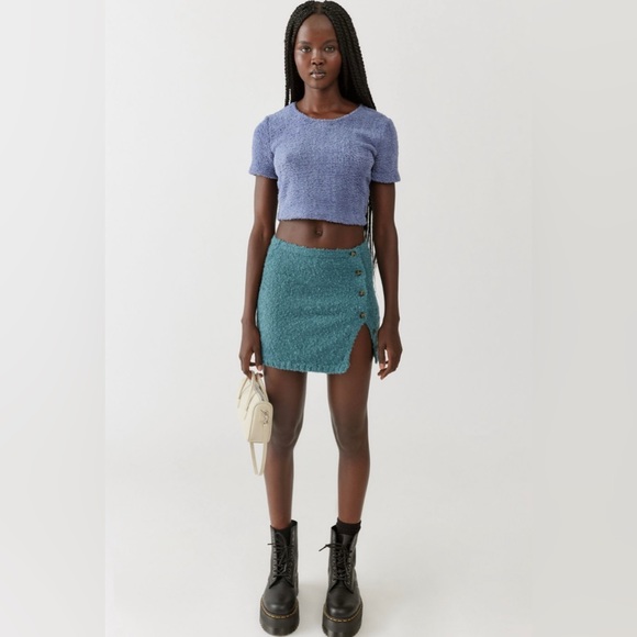 NWT UO Aster Fuzzy Knit Mini Skirt - M - Picture 2 of 5